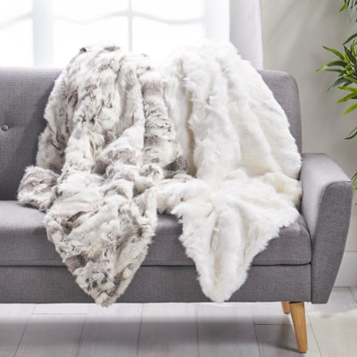 Jeté blanc en fausse fourrure de lapin - 50 po x 60 po, couverture décorative luxueuse pour lit, canapé et salon, dossier ivoire réversible, nettoyage à sec seulement