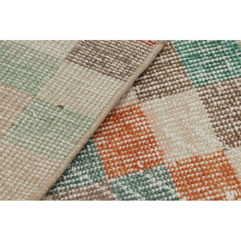 One-of-a-Kind 2'10" X 5'4" Hand Hooked Area Rug