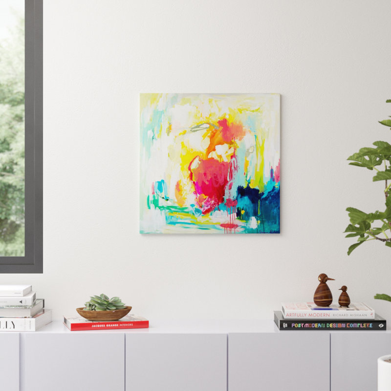 «Mama's Gun» par Amira Rahim - reproduction, H 30 po x l 30 po x P 1,5 po, Toile