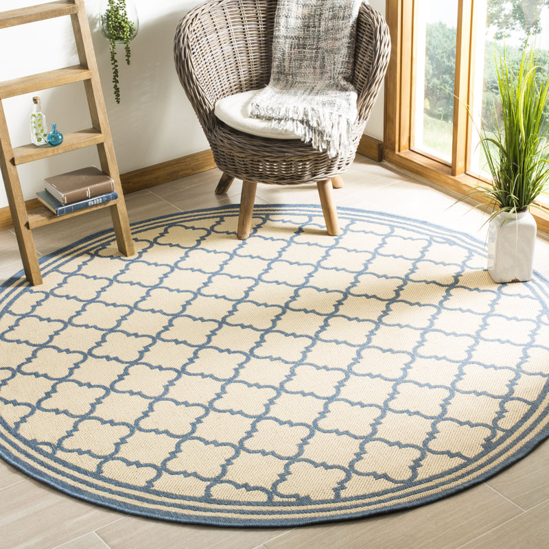Ferrill 100 Performance Geometric Indoor/Outdoor Area Rug, Round 6'7"
