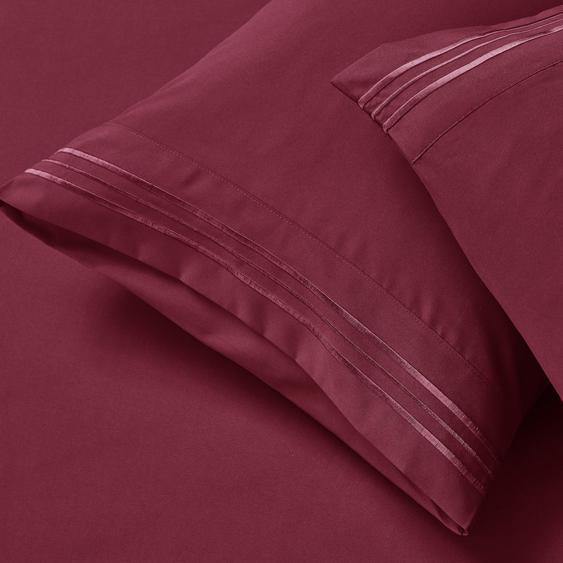1800 Series Double-Brushed Microfiber Hypoallergenic Sheet Set, Burgundy Red, Twin XL Sheet Set with 1 Pillowcase