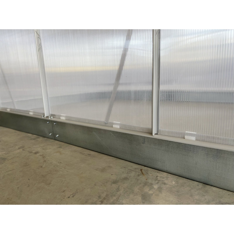 Serre 250 po x 190 po