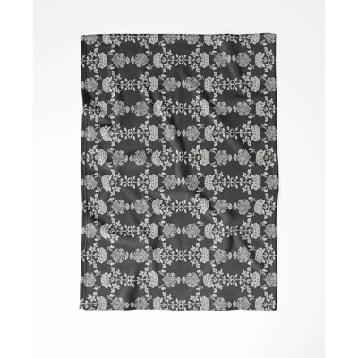 Pia Velveteen Fleece Throw Blanket