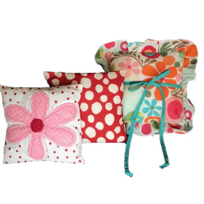 Lizzie Ruffled Cotton Throw Pillow