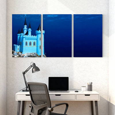 Château bleu avec reflet sur l'eau, ensemble de 3 impressions sur toile