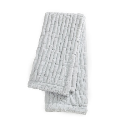 Chapland Solid Cozy Faux Fur Throw Blanket