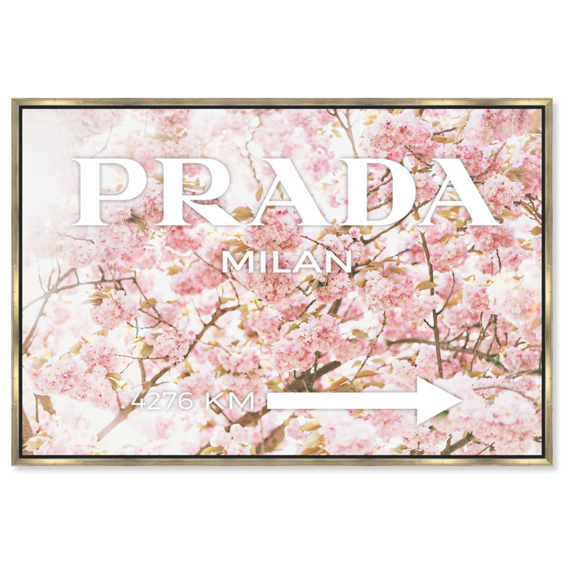 Milan Sakura - Impression sur toile, Cadre doré, 24 po x 36 po