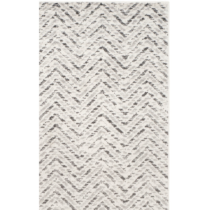Tapis ivoire et gris anthracite à motif de chevrons Bethlyn, Rectangle 8 pi x 10 pi