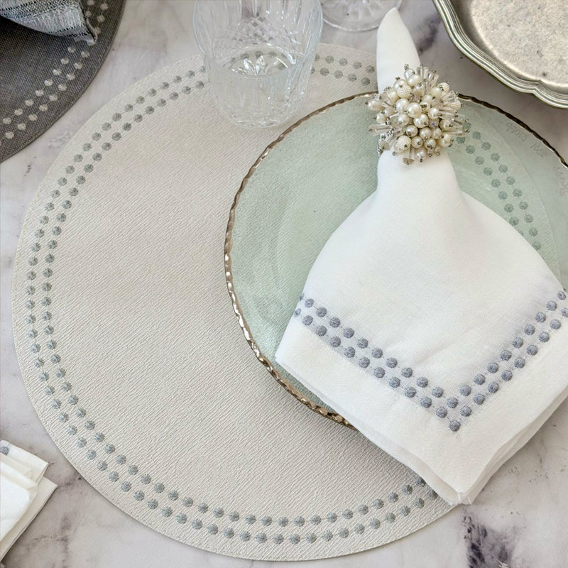Pearls Vinyl Round Placemats, Pure White/Gold/Silver