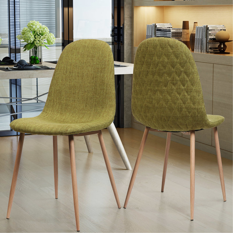 2 chaises en tissu pour table, pieds recouverts de fer et finition noyer, assemblage partiel, l 18,21 po x P 21,74 po, H 33,61 po