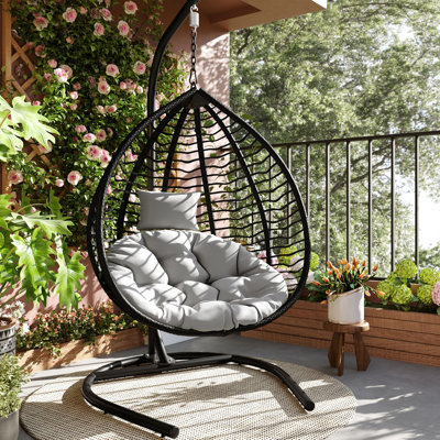 Outdoor Hanging Egg Chair PE Rattan Wicker Patio Swing Chair With Stand