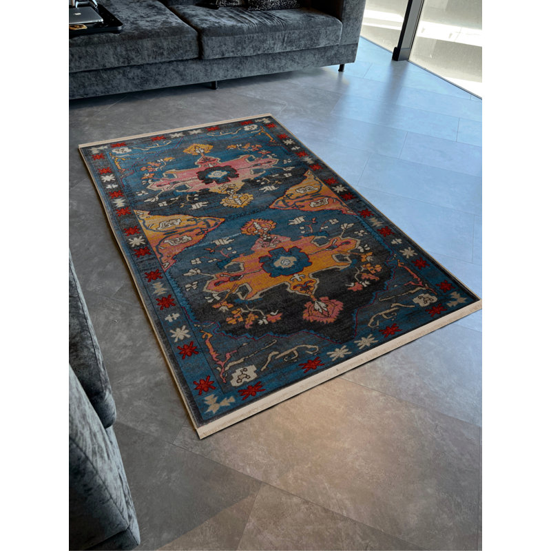 Tapis décoratif bleu multicolore à motif frangé et à motif traditionnel, Rectangle 5 pi x 9 pi 11 po