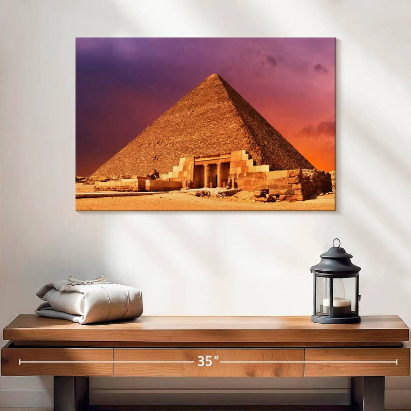 Lilie, pyramide égyptienne antique, H 16 po x l 24 po