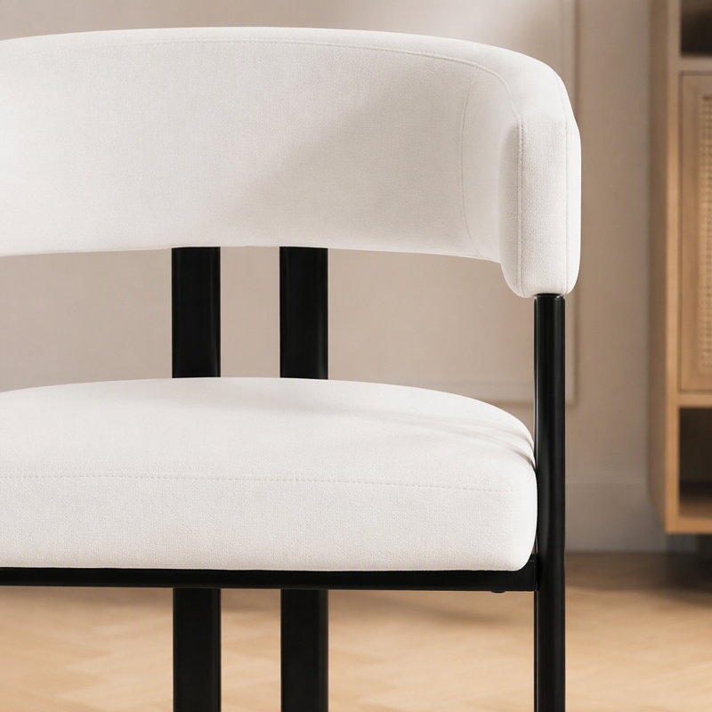 Ensemble de 2 chaises de salle à manger modernes en tonneau revêtu de similicuir avec dossier incurvé et accoudoirs intégrés