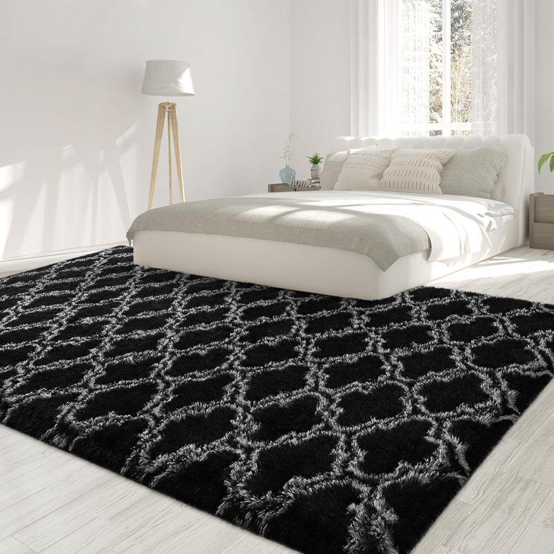 Laraine Indoor Rug, Rectangle 4' x 6'