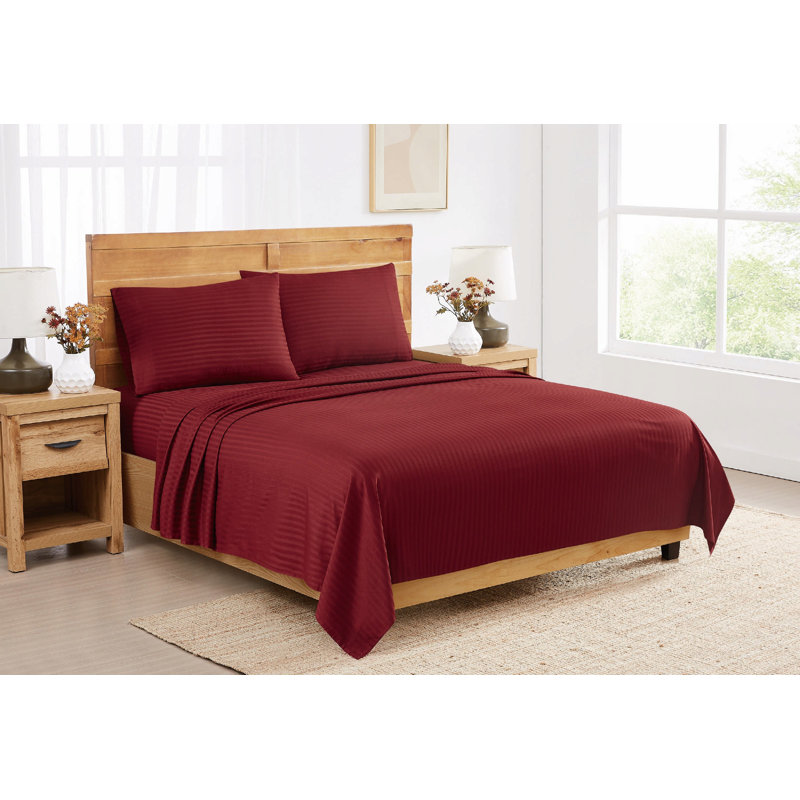 Ensemble de draps Royal Signature, Bourgogne, Ensemble de draps pour très grand lit avec un dra