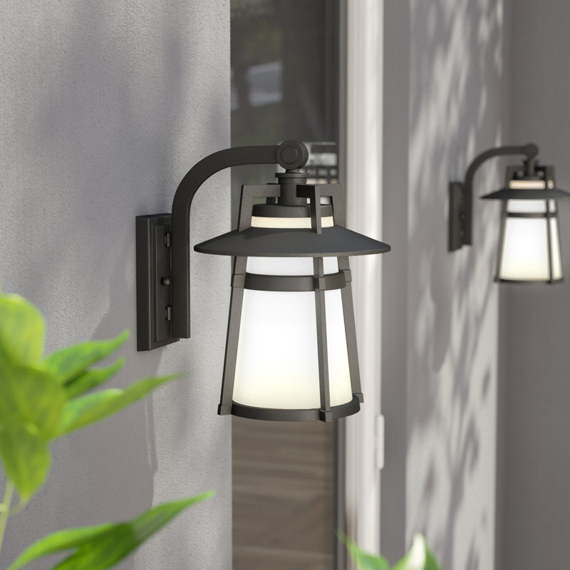 Lanterne murale d'extérieur en verre givré bronze, H 15,5 po x l 10,25 po x P 12,75 po