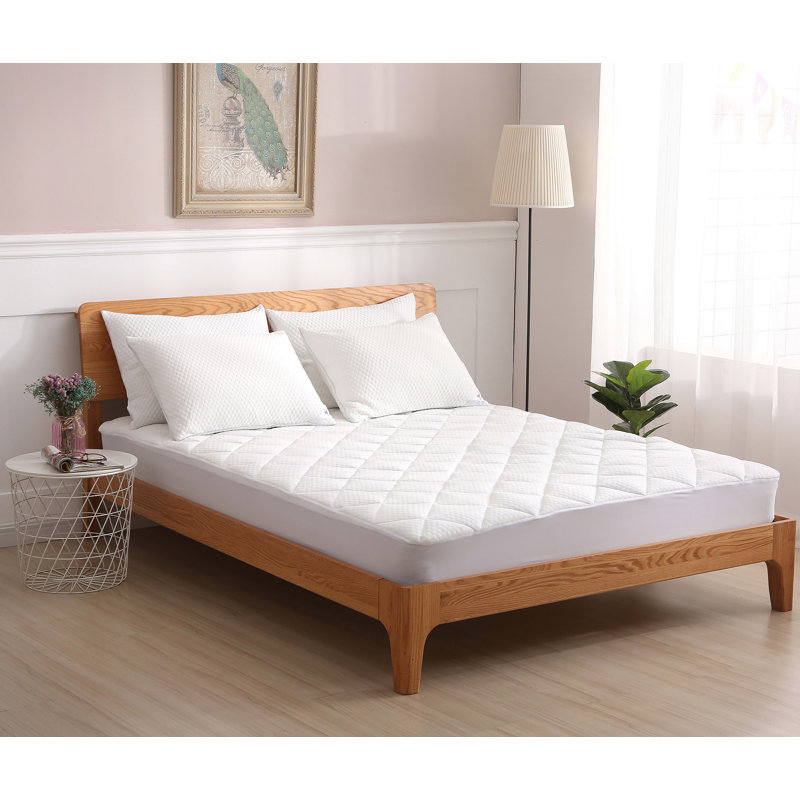 Protège-matelas en polyester 1 po Calla, Grand