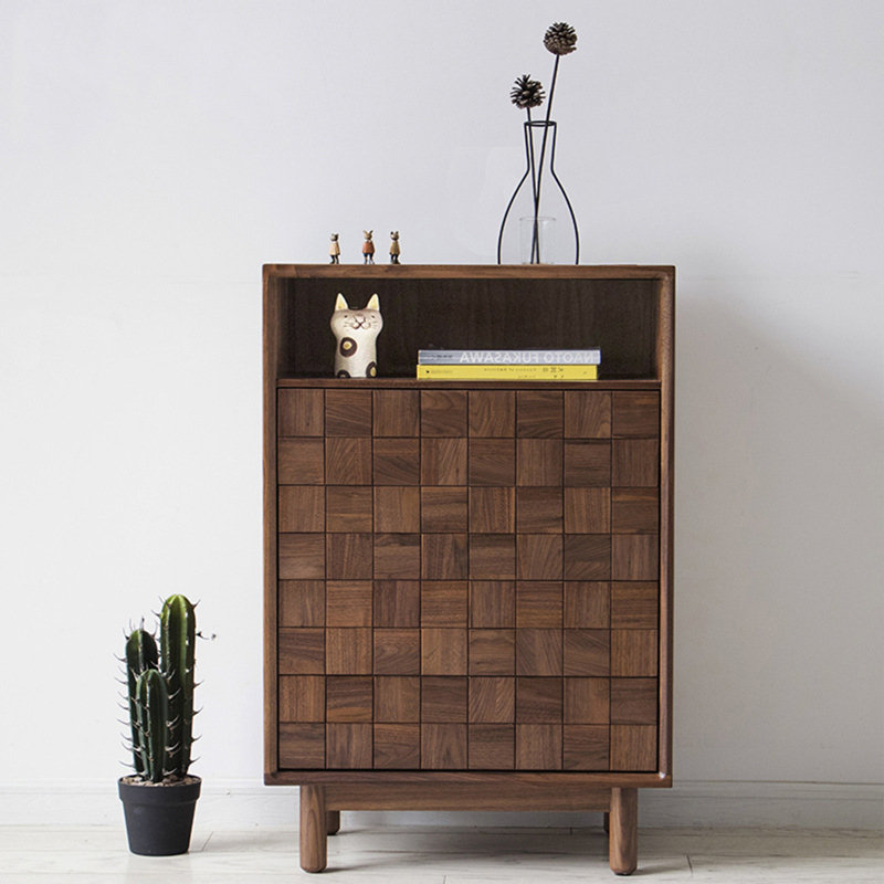 Simple Chessboard Fighting Accent Chest