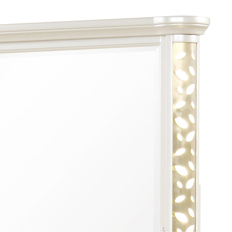 Miroir de style traditionnel Cendrillon avec accents DEL (commode non incluse)
