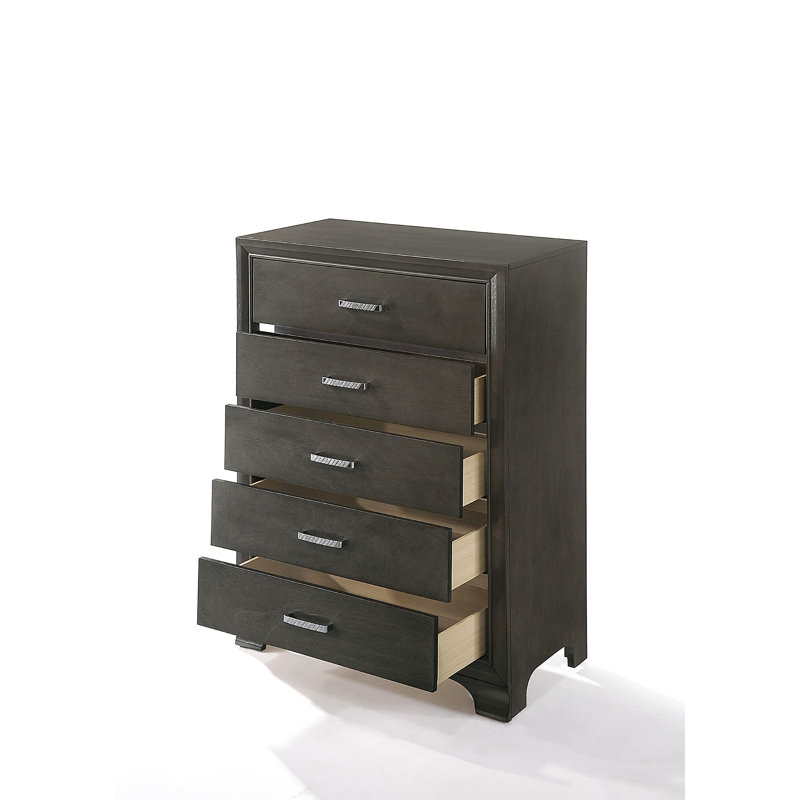 Commode à cinq tiroirs
