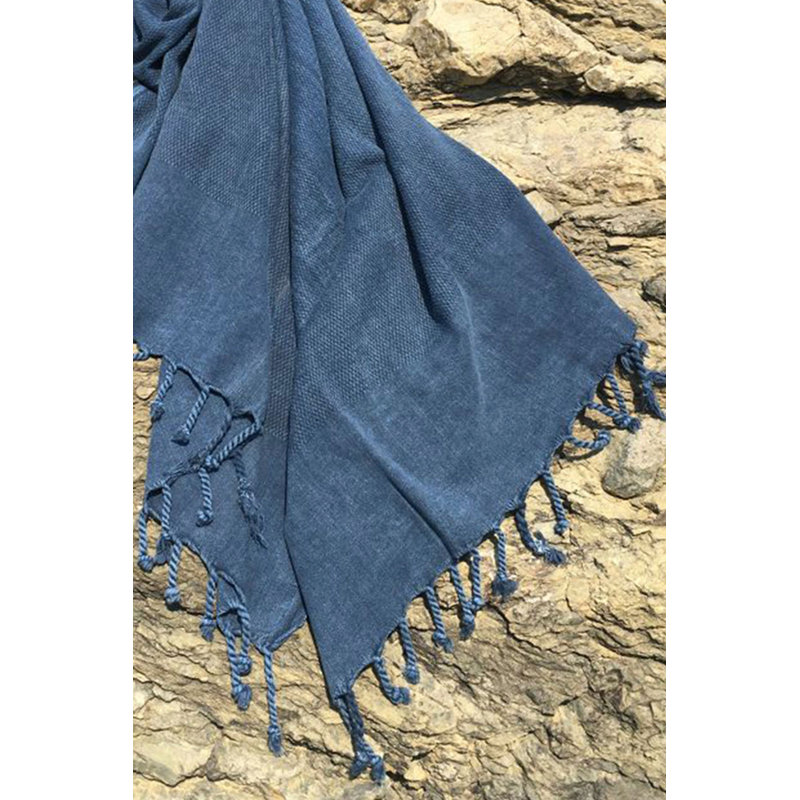 Luxurious Dark Blue Fouta Beach Towel, 35.4 x 68.9 inches | 100% Soft Cotton, High Absorbency at 8 oz/sq ft | Machine Washable, Perfect for Beach, Pool, Spa & Travel | Lightweight and Quick-Drying Design