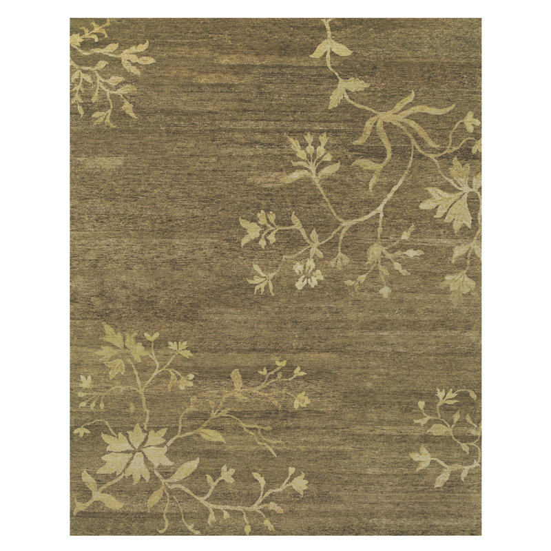 Wool Floral Area Rug in Green/Gold, Rectangle 4' x 6'