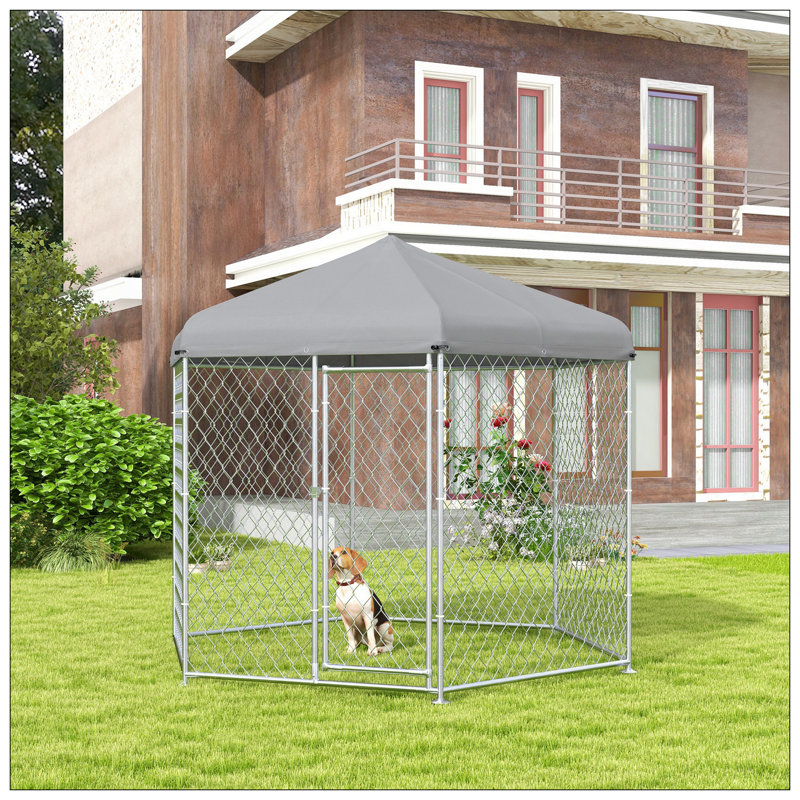 Chenil d'extérieur 9,2 pi x 8 pi x 7,7 pi avec toit imperméable et résistant aux rayons UV et porte verrouillable pour chiens de taille moyenne à grande