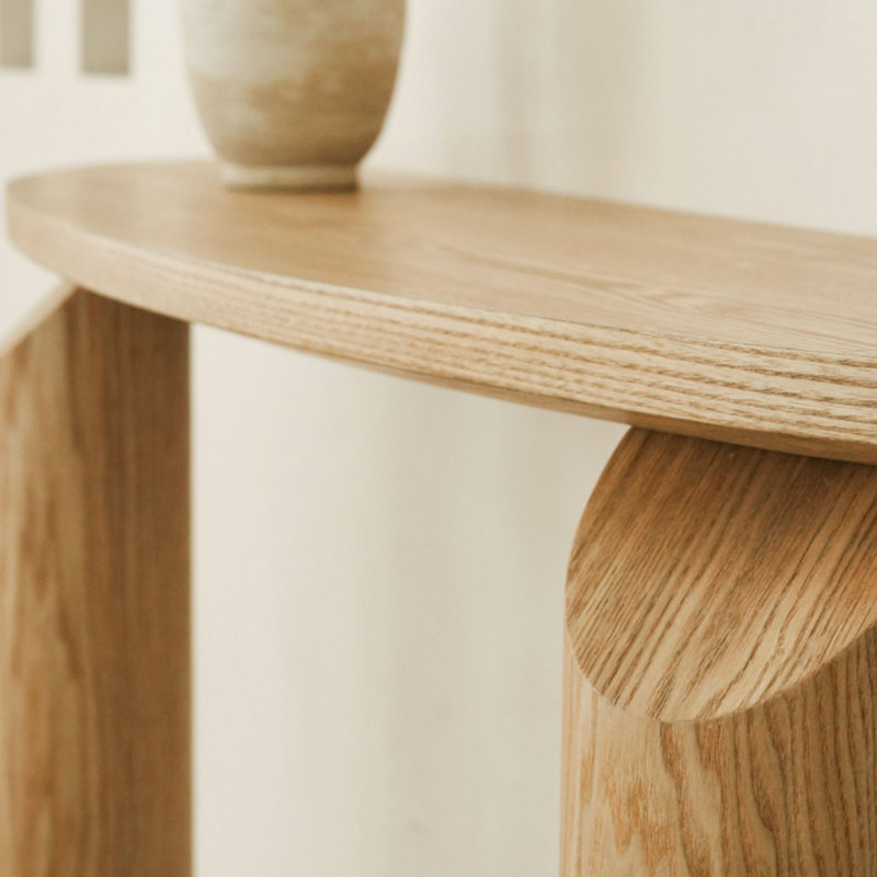 Console moderne et simple