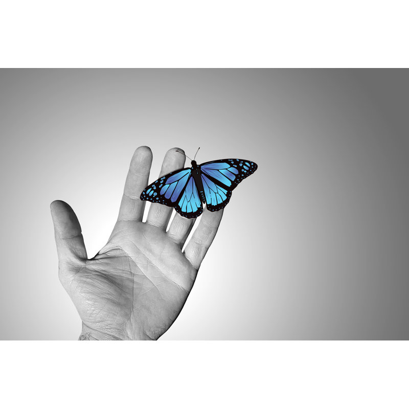 Main avec papillon, H 32 po x l 48 po