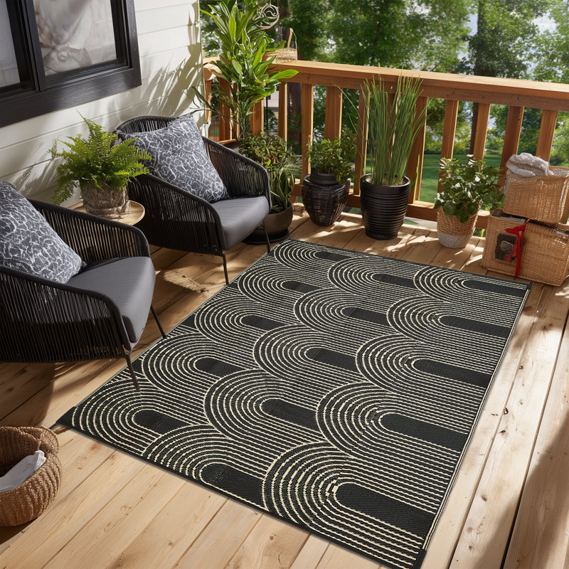 Modern Geometric Outdoor Rug, Beige Camping Mat, Farmhouse Washable Non-Slip Rug for Patio and Garden Use.