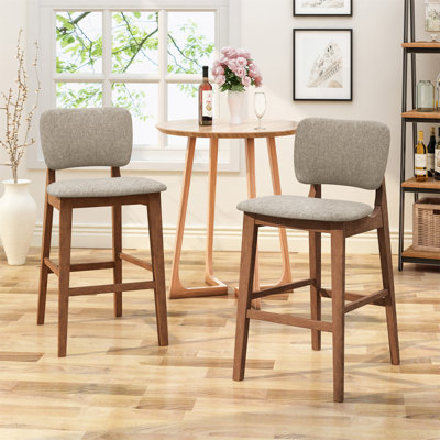 Chaises de bar seulement, chaises non incluses