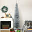 Arbre de Noël artificiel à forme allongée 7 pi avec 390 branches réalistes et support en plastique