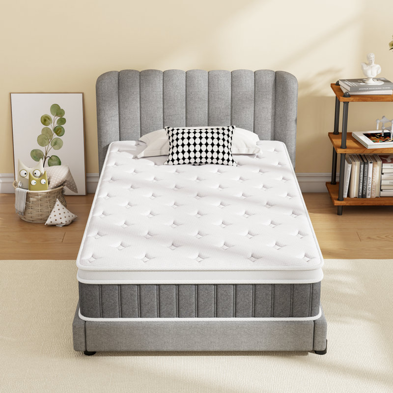 30cm Medium Gel Memory Foam Pocket Sprung 2000 Mattress, Single (3')