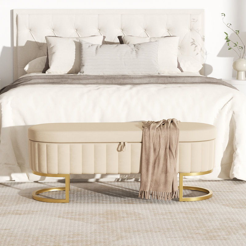 Velvet Upholstered Storage Bench with Horseshoe-Shaped Metal Legs for Living Room: Stylish and Functional Bed-End Solution