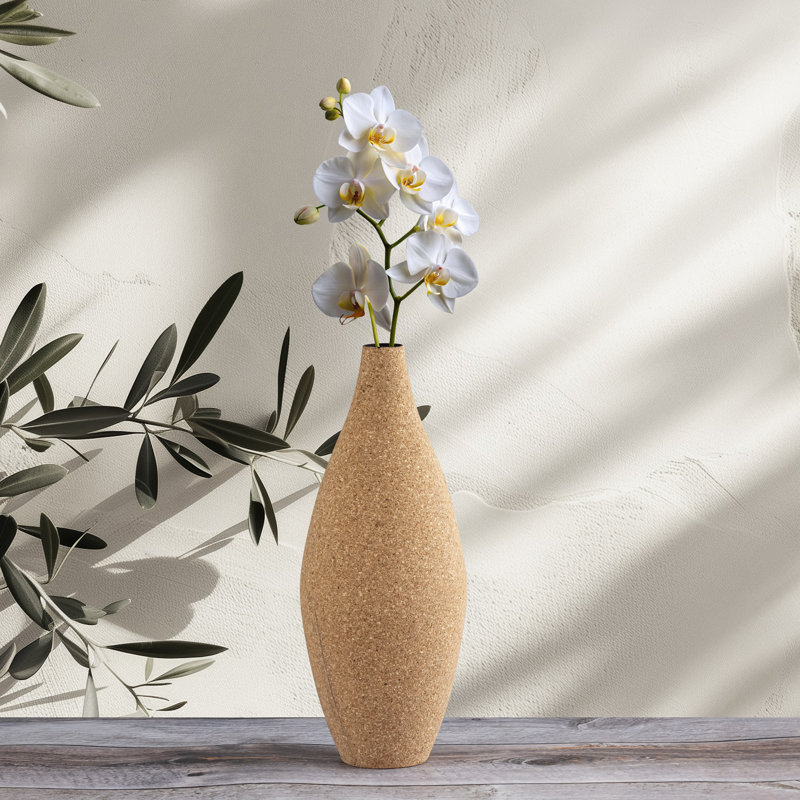 Petit vase à fleurs en liège, H 14,25 po x l 6,25 po x P 6,25 po