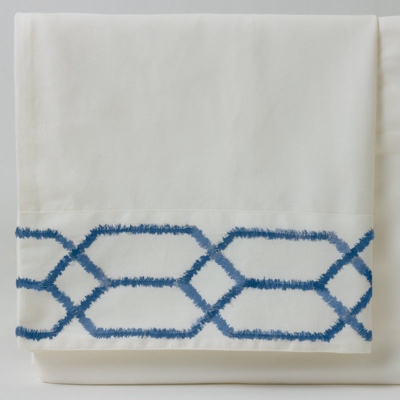 Kutcer Sheet Set, Full/Double Sheet Set with 2 Pillowcases, Ivory/Blue