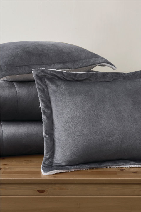 Winter Comforter Sets