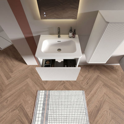 Ensemble de meuble-lavabo mural simple 24 po avec dessus et trop-plein Hannemarie, pré-assemblé