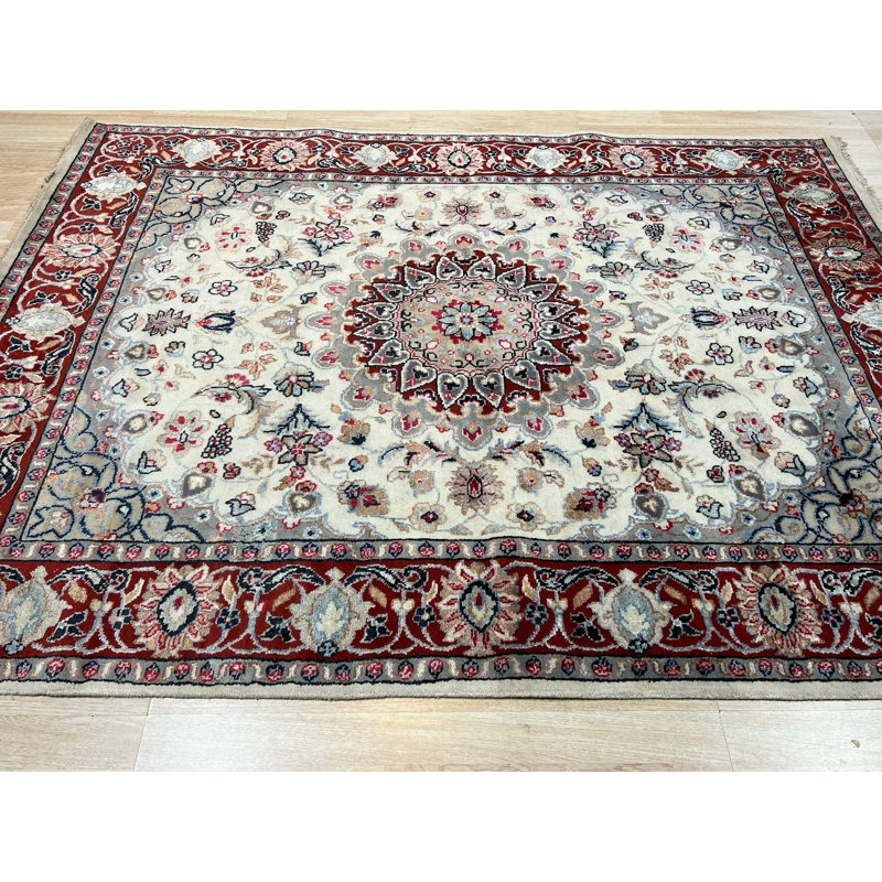 Hand Knotted Wool Floral Area Rug