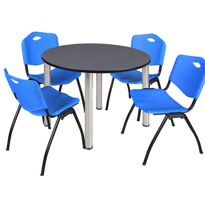 Plateau de table Kee, 4 chaises empilables