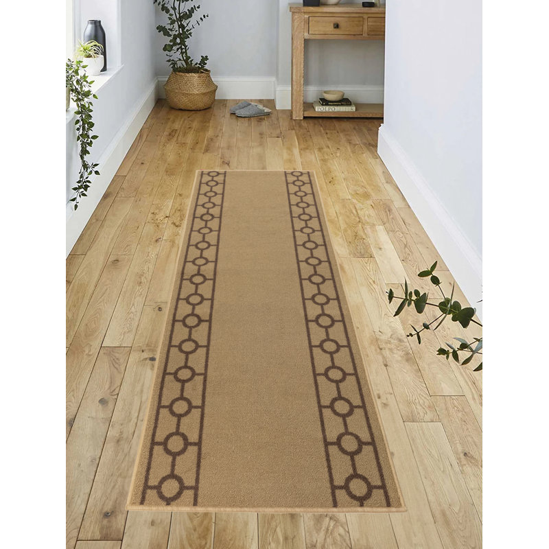 Tapis beige antidérapant, Tapis de couloir 2 pi 8 po x 4 pi