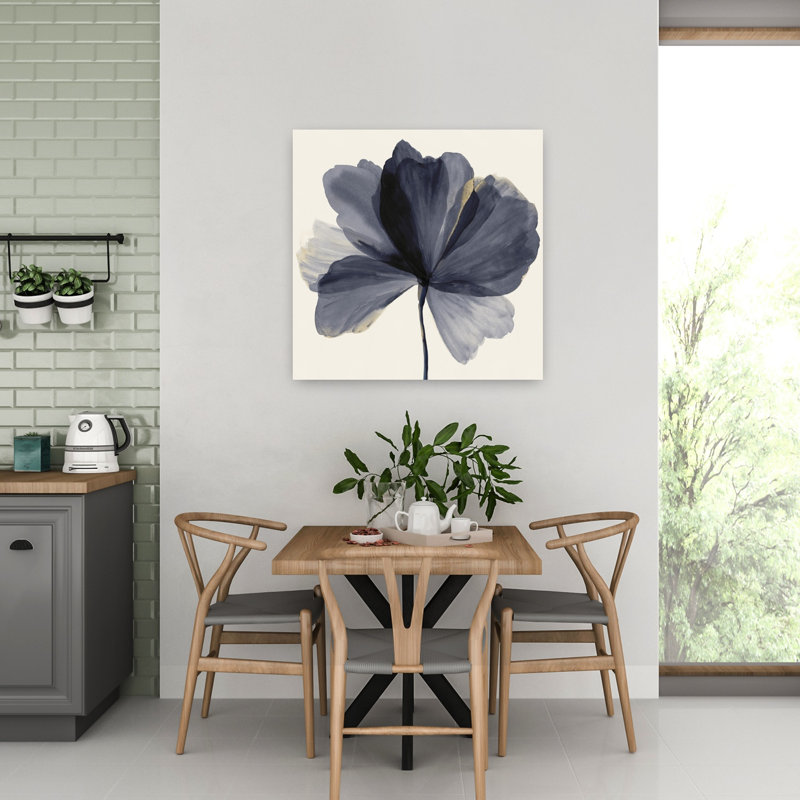 «Petals Of Midnight Serenity II», art mural contemporain abstrait, H 32 po x l 32 po