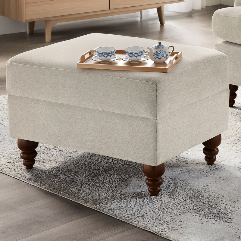 Rectangle beige mi-ferme à rembourrage en mousse ferme avec accoudoirs roulés, pieds avant tournés en bois massif teint noyer, ressorts hélicoïdaux confortables de 27,7 po de profondeur et ressorts hélicoïdaux de 20,51 po de largeur