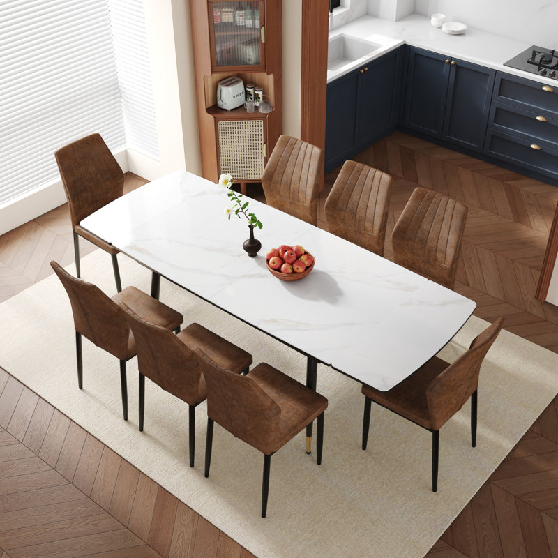 Ensemble de table de salle à manger en pierre frittée extensible de 55 à 79 po avec chaises rembourrées en similicuir 4-8