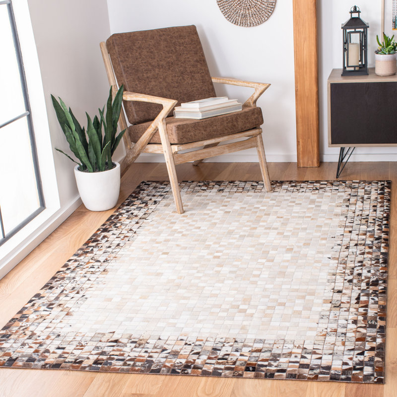 Herbst Hand Woven Leather/Felted Cloth Animal Print Rug in Beige/Brown, Rectangle 5' x 8'