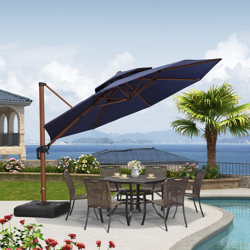 Parasol en porte-à-faux rond en bois avec base Epperly, Crème, H 108 po x l 144 po x P 144 po