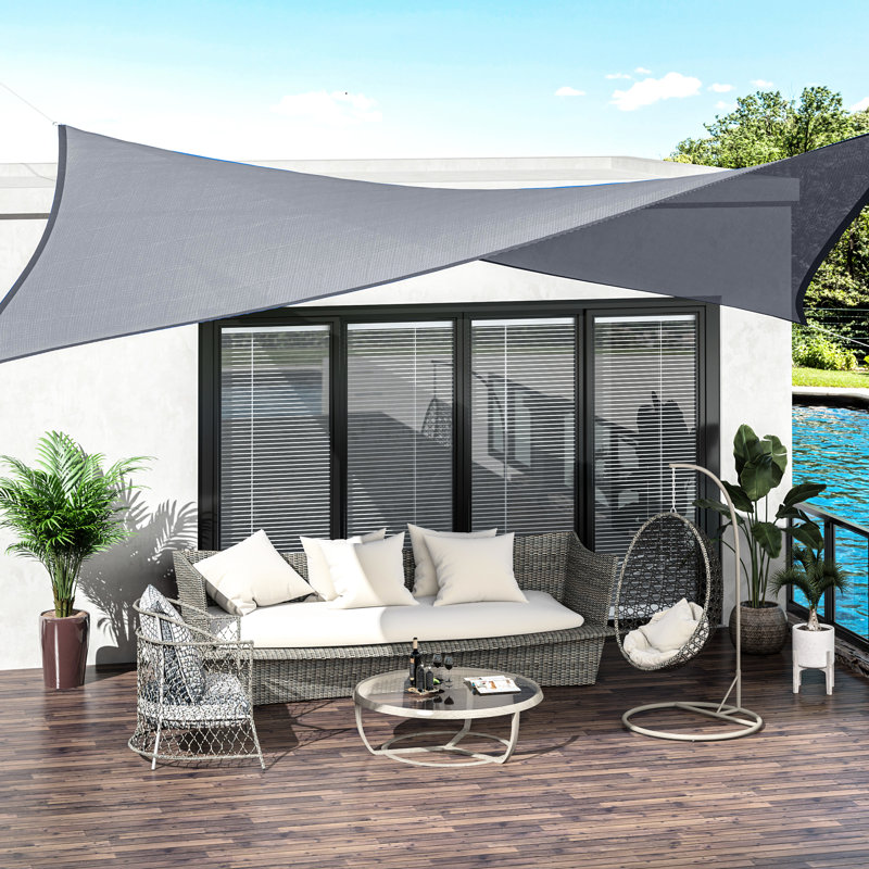 Pare-soleil 13 pi x 20 pi gris Et. Pour patio, terrasse, cour. Livré avec une corde d'installation avec dispositif de blocage. Pour l'équipement de montage