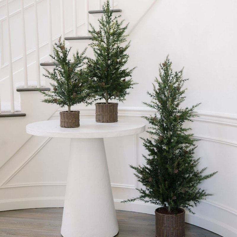 SEASONAL GREENERY TREE PINE BSKT 4FT