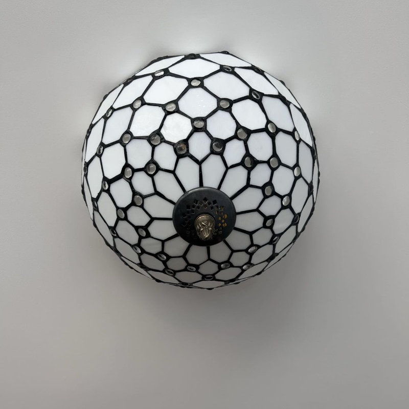 Tiffany Glass Flush Mount, Beige